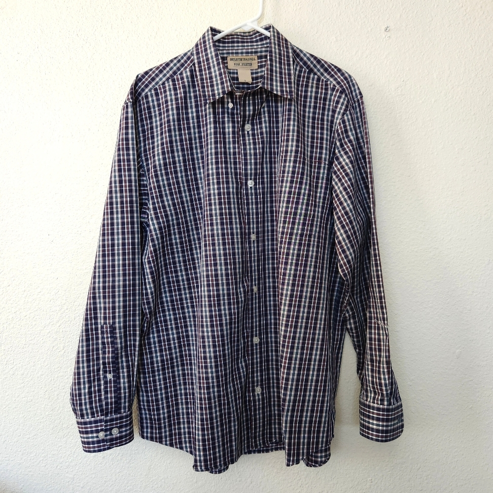Duluth Wrinkle Fighter Navy Green Red White Plaid Shirt Size Large NWOT
